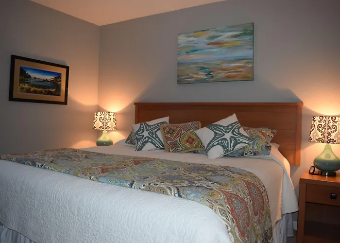 The Landing At Newport Condominium Hotel